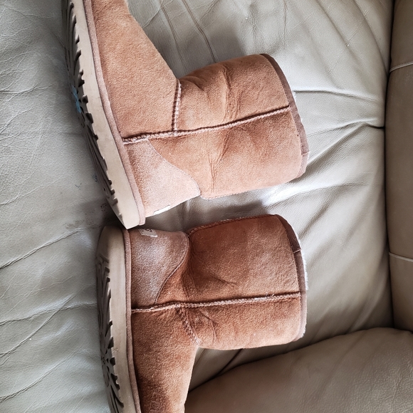 Ugg short brown - Picture 2 of 7